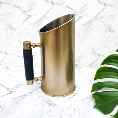 CLINQ LEATHER AND BRASS JUG